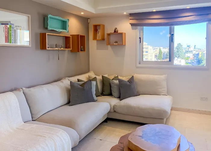 Phaedrus Living Erato Luxury Penthouse