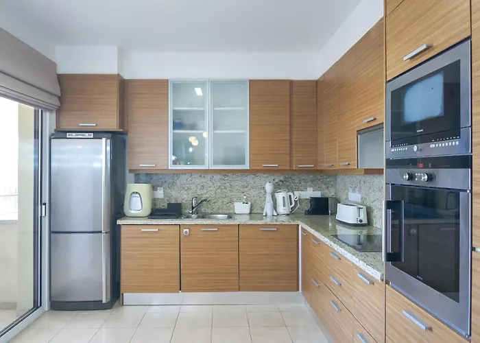 Phaedrus Living Erato Luxury Penthouse