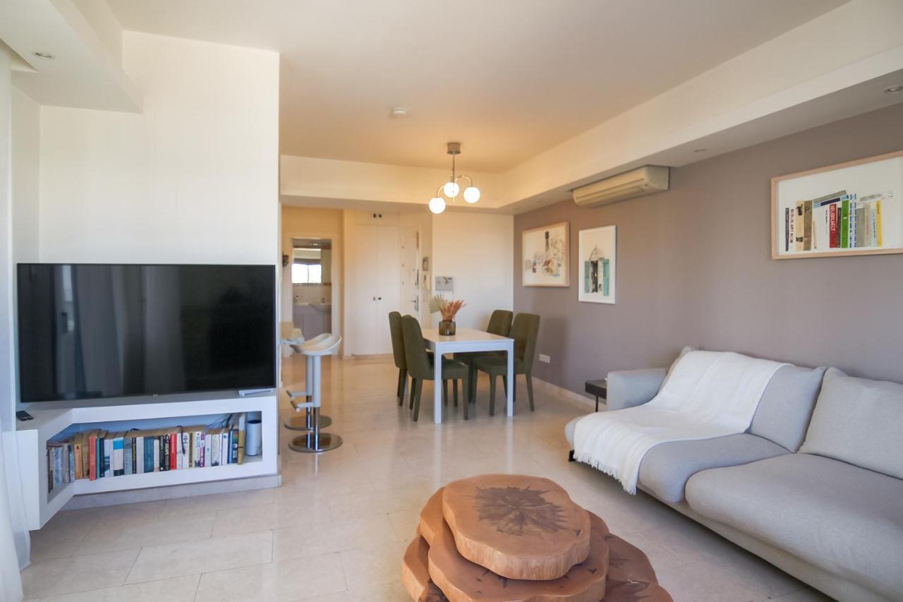 Phaedrus Living Erato Luxury Penthouse