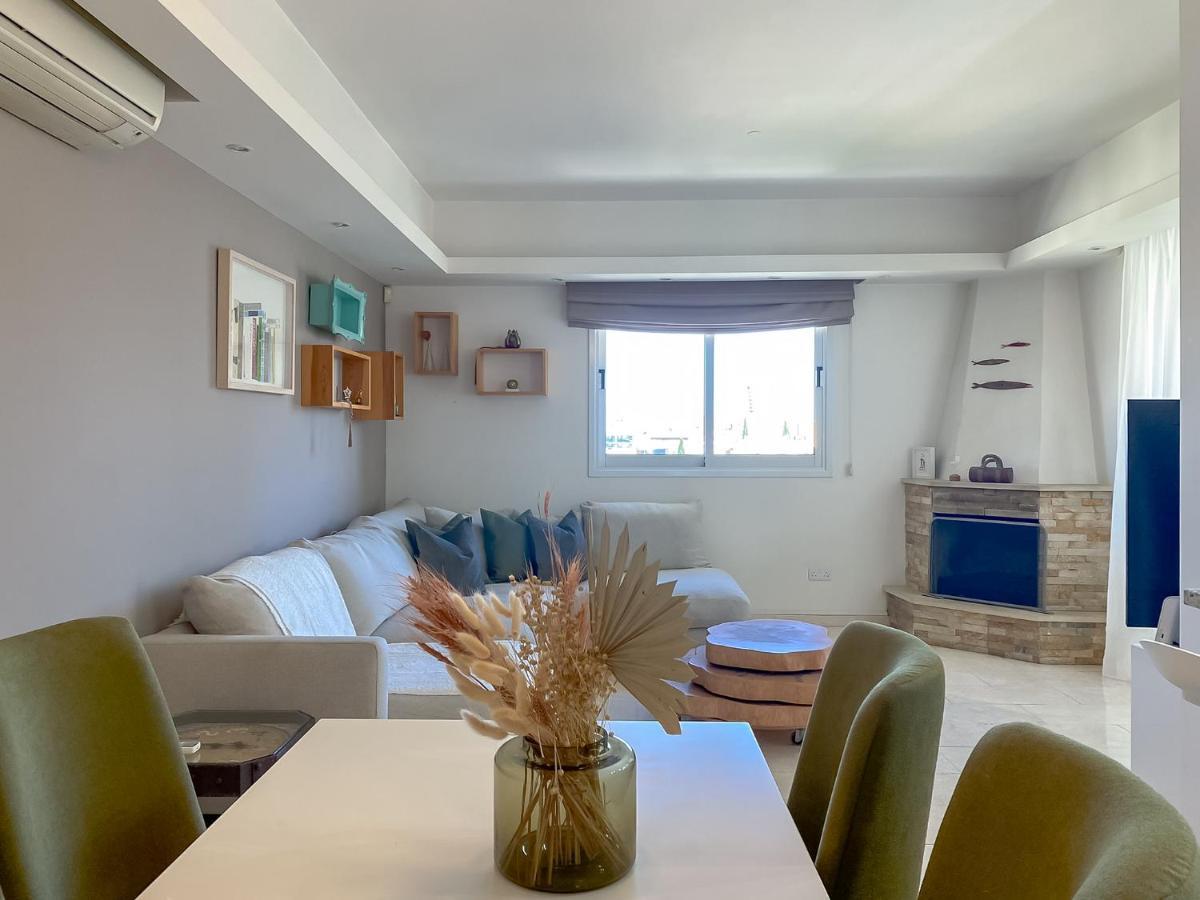 Apartment Phaedrus Living Erato Luxury Penthouse *