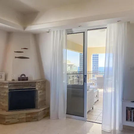 Ferienwohnung Phaedrus Living Erato Luxury Penthouse Limassol Exterior foto